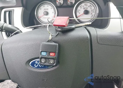 2008 Ford Focus Se/Ses from USA, damaged, VIN 1FAHP35N08W278058